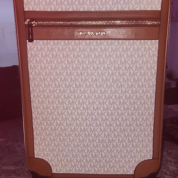 Michael Kors Brown and Cream Monogram Bag - Picture 2 of 5